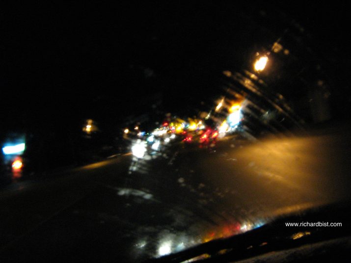 Rainy Drive photo by Richard Bist